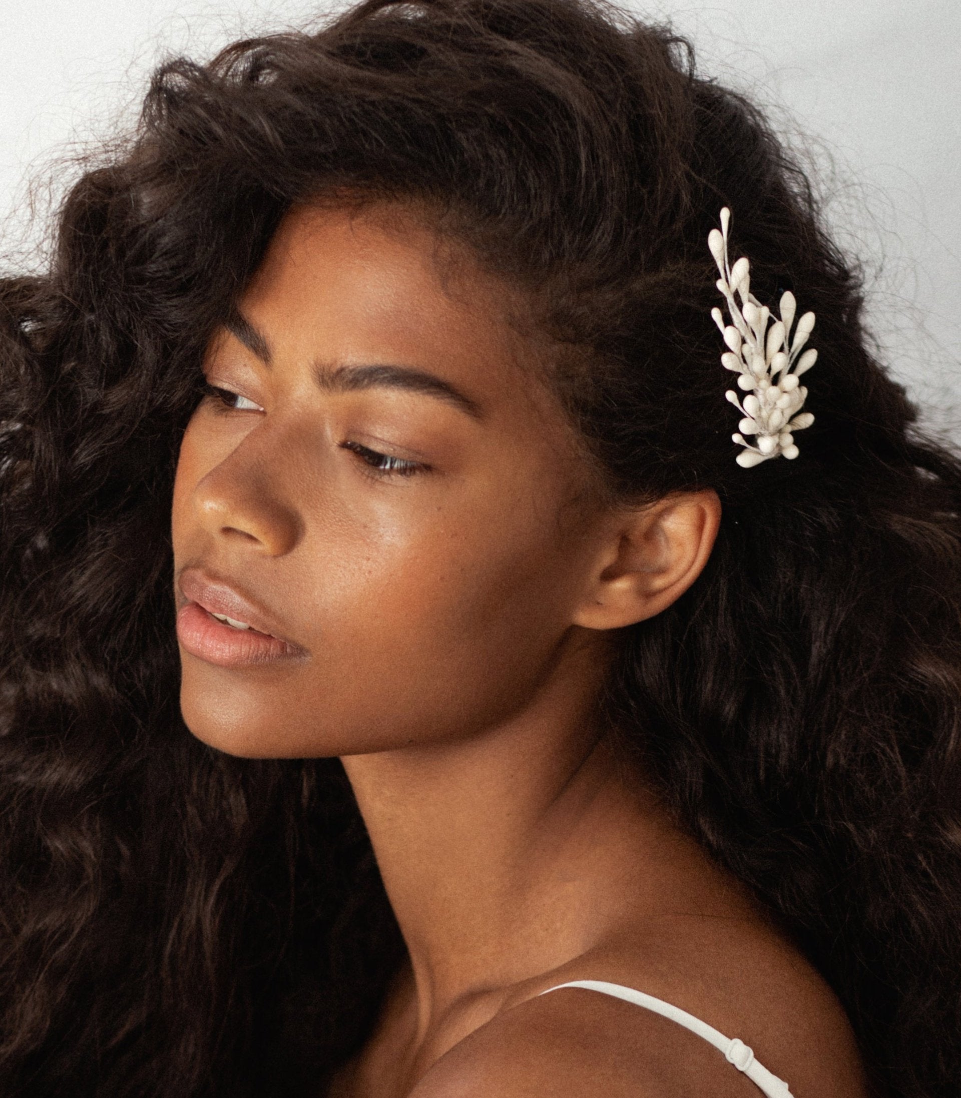 ALONDRA WAX HAIR ADORNMENT HEADPIECES