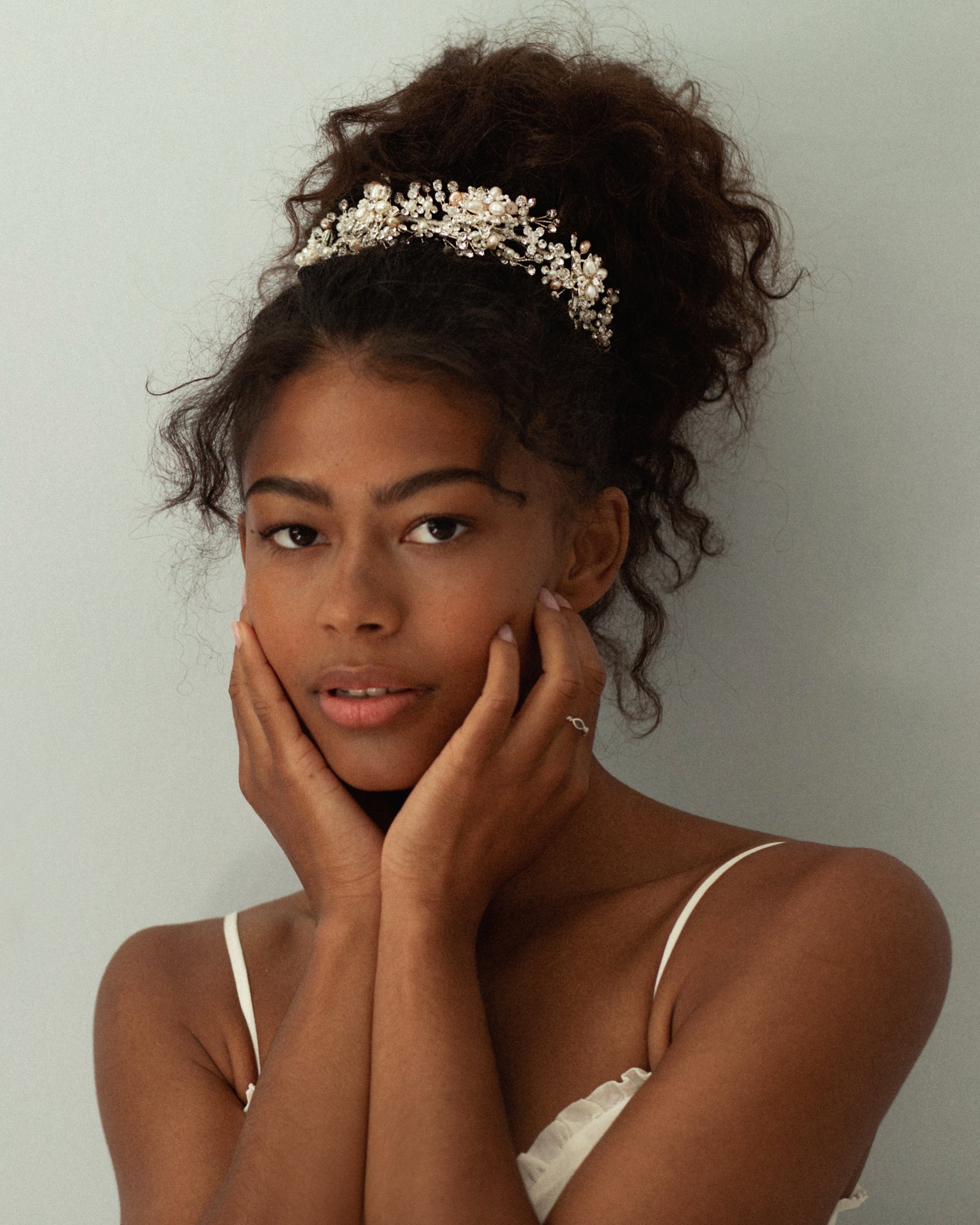 DAKOTA BRIDAL HEADPIECE – OLIVIA THE WOLF